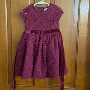 Burgundy formal dresses girls. Size 3T